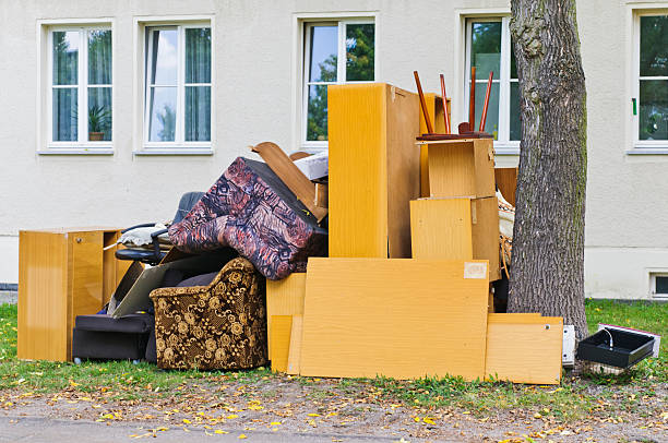 Best Commercial Cleanout Services  in Bakersfield, CA